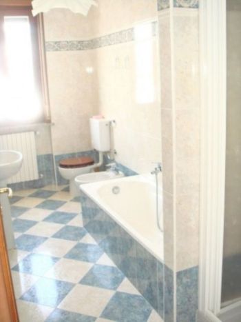 Casa con garage e terrazzo Salsomaggiore Terme - Altre fotografie
