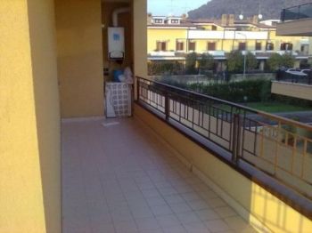 Bilocale arredato con terrazzo Caserta - Altre fotografie