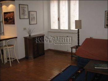 Casa arredata con balcone Cusano Milanino