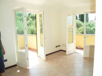 Trilocale con garage e terrazzo Centro - Altre fotografie