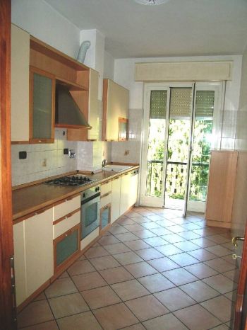 Appartamento con garage e balcone Centro - Altre fotografie