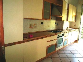 Appartamento con garage e balcone Centro - Altre fotografie