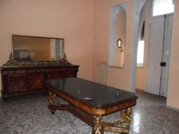 Appartamento con entrata indipendente