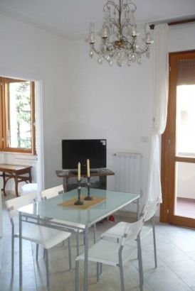 Bilocale arredato con balcone Rifredi