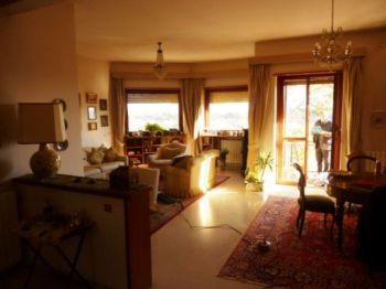 Appartamento arredato con balcone Trieste , salario - Altre fotografie