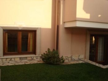 Casa nuova costruzione con giardino - Altre fotografie