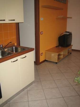 Casa arredata con posto auto Sforzatica