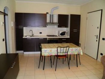 Appartamento arredato con balcone Bergamo
