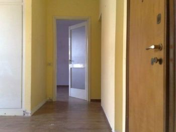 Trilocale arredato con balcone Greco , monza , palmanova, bicocca - Altre fotografie