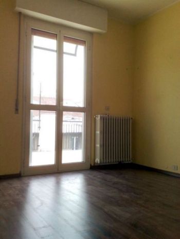 Trilocale arredato con balcone Greco , monza , palmanova, bicocca - Altre fotografie