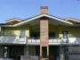 Trilocale con balcone e garage Infernetto, axa,