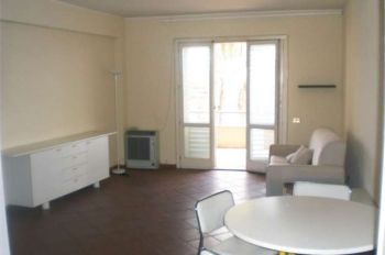 Casa arredata con aria condizionata