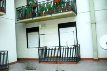 Bilocale con balcone S. leone, rapisardi - Altre fotografie