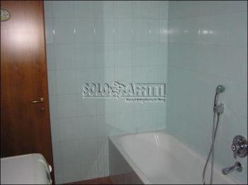 Appartamento arredato con balcone Zona via capuana