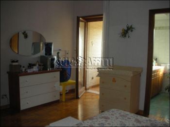 Bilocale arredato con balcone Torrino, mostacciano