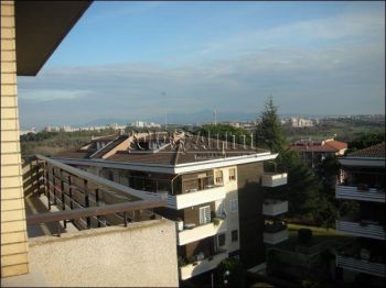 Bilocale arredato con balcone Torrino, mostacciano