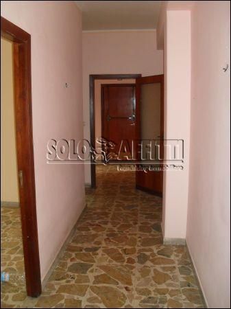 Appartamento con balcone V.le m. rapisardi