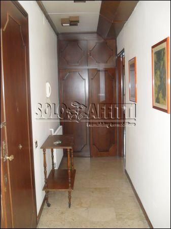 Bilocale arredato con balcone Ognina