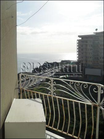Bilocale arredato con balcone Ognina