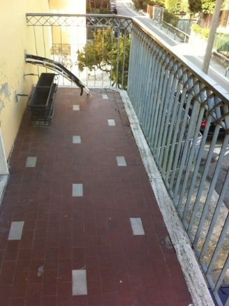 Bilocale con balcone Sud-est