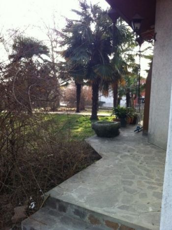 Villa arredata con posto auto Sambruson