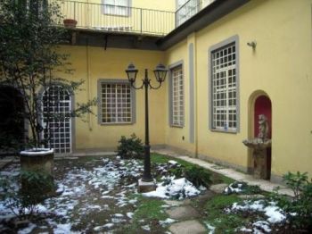 Casa arredata con terrazzo Centro - Altre fotografie