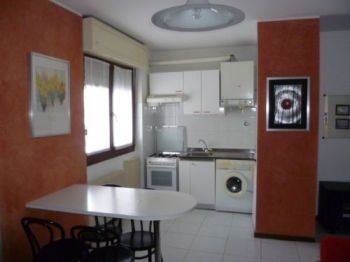 Monolocale arredato con garage Vimercate - Altre fotografie