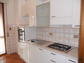 Ampio 3 locali arredato - Cucina