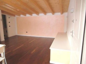 Bilocale arredato con terrazzo Gardone Val Trompia - Altre fotografie