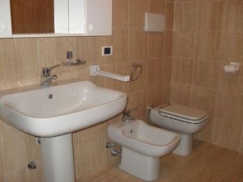 Trilocale arredato con terrazzo Lecco - Altre fotografie