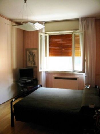 Appartamento arredato con balcone Centro - Altre fotografie