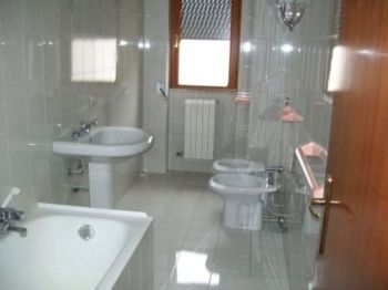 Appartamento con balcone e garage Lecce - Altre fotografie