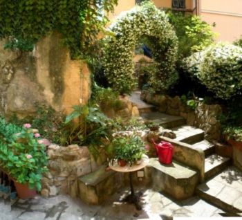 Appartamento arredato con terrazzo Centro storico - de ferrari - Altre fotografie