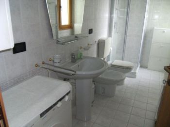 Bilocale arredato con terrazzo Udine - Altre fotografie