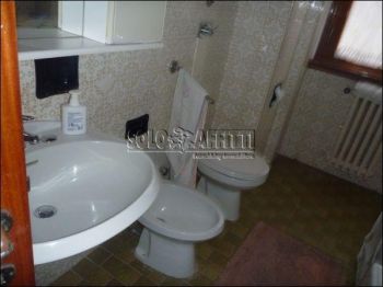 Appartamento arredato con garage Ospedale