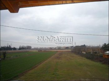Appartamento arredato con posto auto