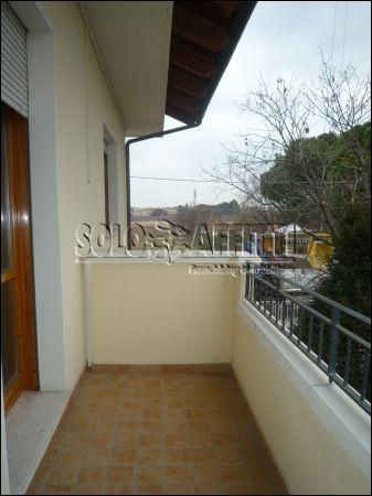 Appartamento arredato con posto auto