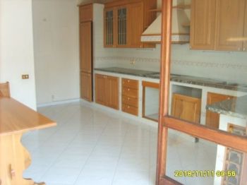 Trilocale con balcone Ponti rossi