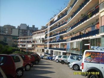 Trilocale con balcone Ponti rossi