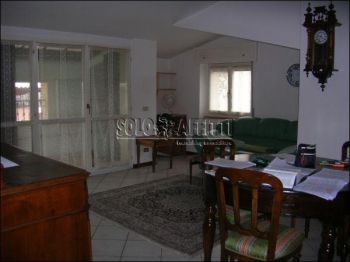 Casa arredata con balcone San bartolomeo