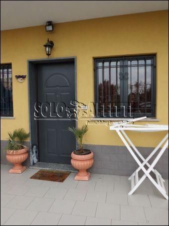 Villa con posto auto e terrazzo Calcarone
