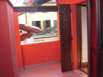 Bilocale arredato - Balcone