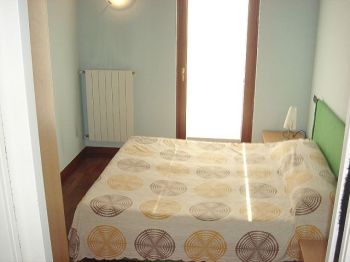 Bilocale arredato - Camera da letto