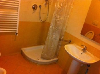 Bilocale arredato con terrazzo Cit turin - Altre fotografie