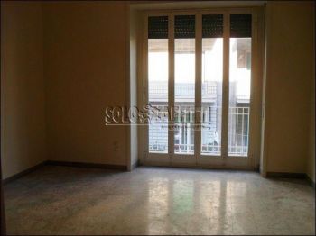 Casa con balcone C.so italia