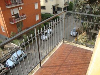 Trilocale arredato con garage Bolognina
