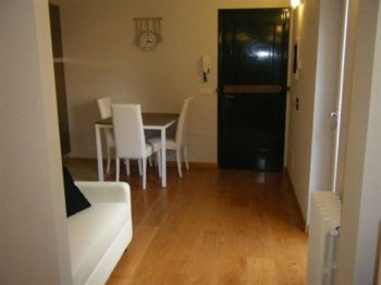 Appartamento arredato con balcone Centro storico