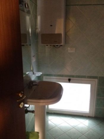 Bilocale arredato con balcone Alessandria - Altre fotografie