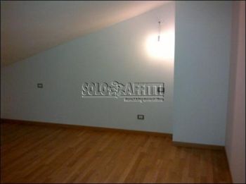 Bilocale arredato con terrazzo Zona artigianale