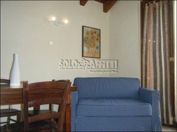 Appartamento arredato con balcone Vermezzo